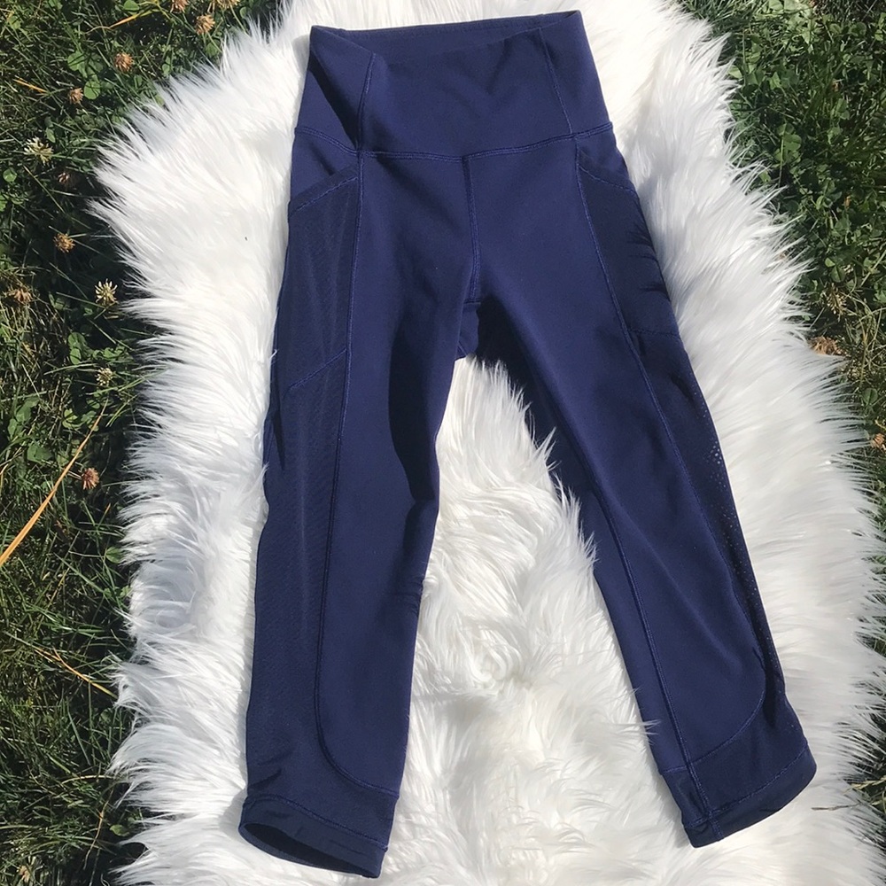 Lululemon Blue Capri Leggings 2 XS